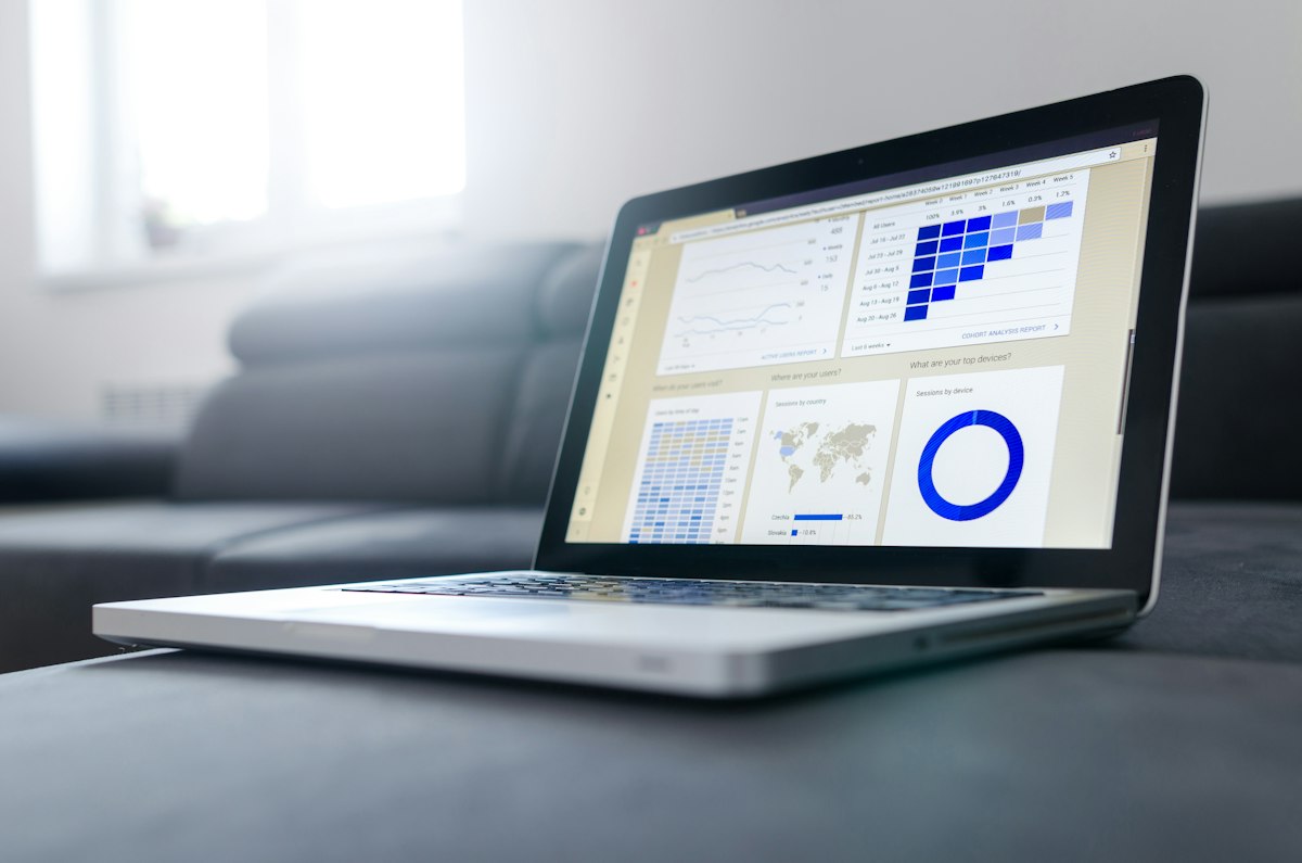 Topical keyword cluster mapping and search intent analytics