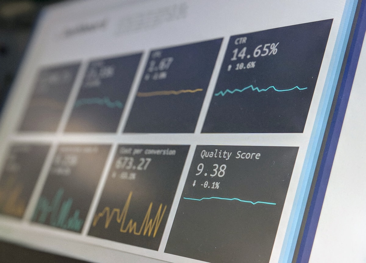 Affluent demographic geofencing and audience targeting analytics