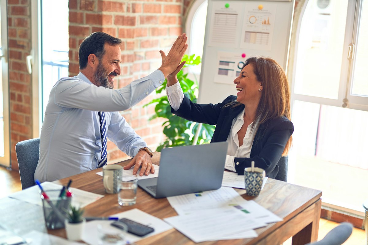 B2B corporate procurement and industrial facility management outreach